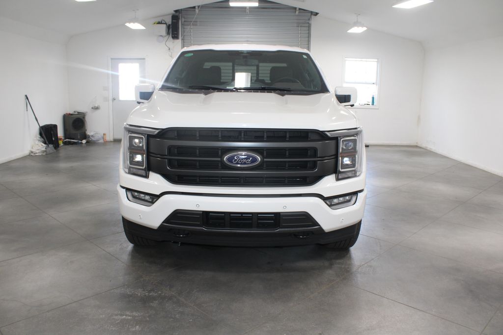 2023 Ford F-150 Lariat photo 2