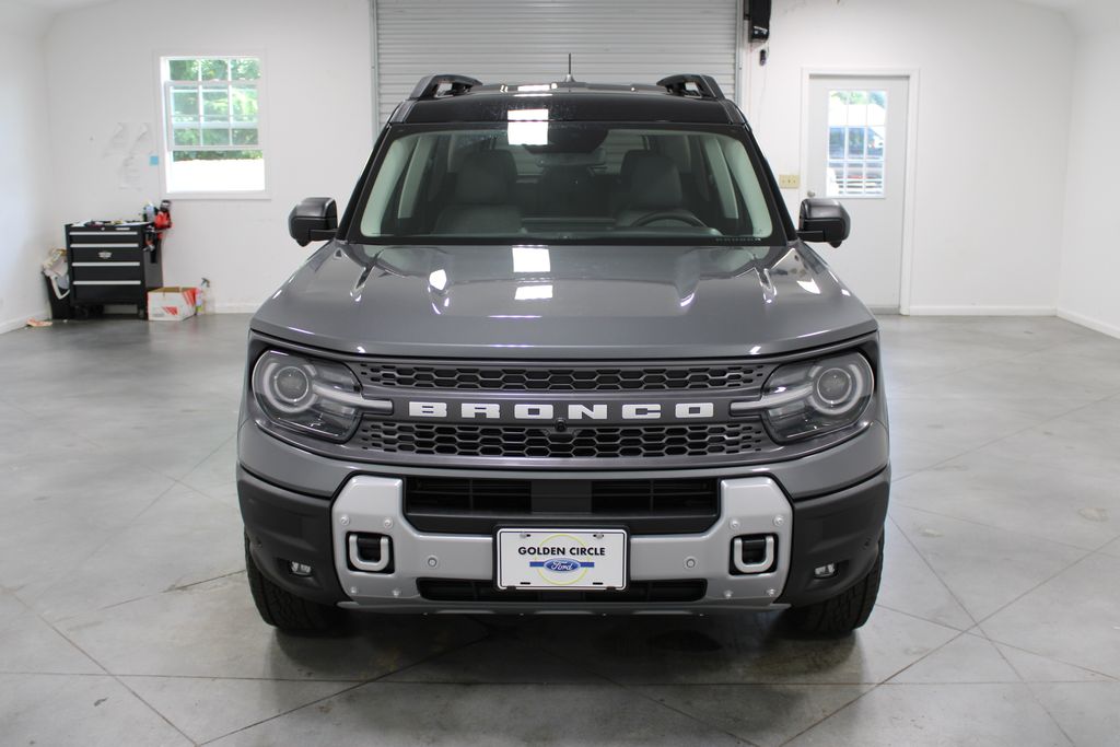2025 Ford Bronco Sport Badlands photo 2