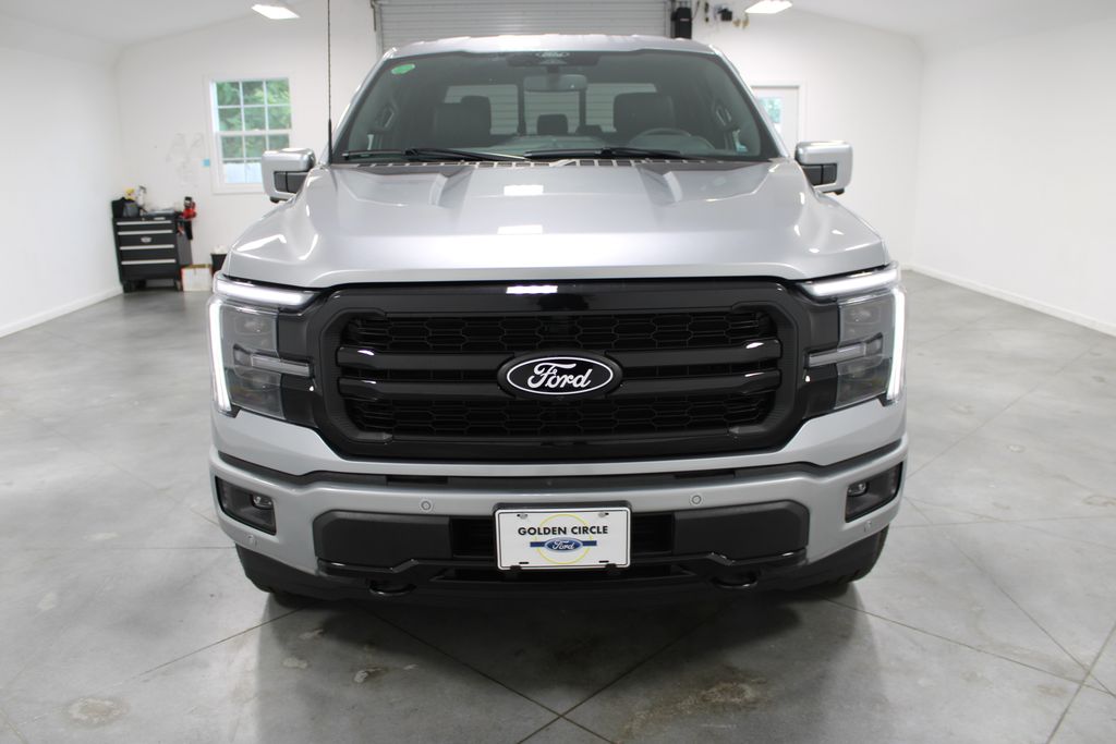 2025 Ford F-150 Lariat photo 2