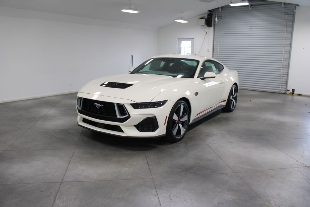 2025 Ford Mustang GT Premium photo 3