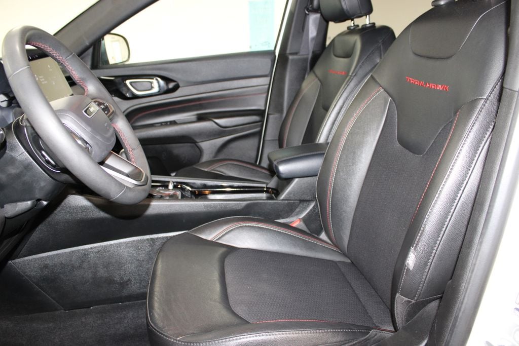 2025 Jeep Compass Trailhawk - Photo 18