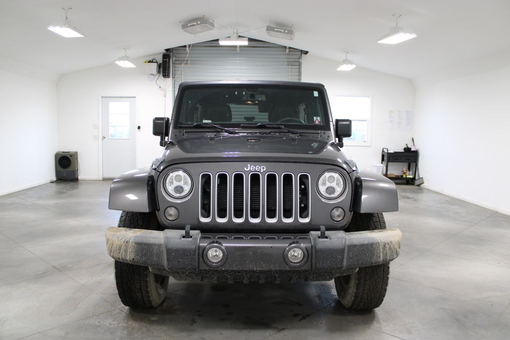 Used 2016 Jeep Wrangler Unlimited Sahara SUV