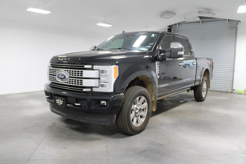 Used 2019 Ford F-250SD Platinum Truck