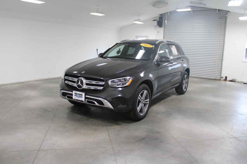 2022 Mercedes Benz GLC 300 photo 3