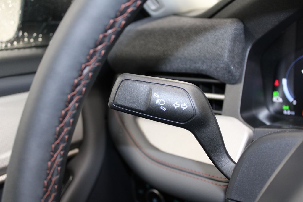 2026 Ford Explorer Active - Photo 40