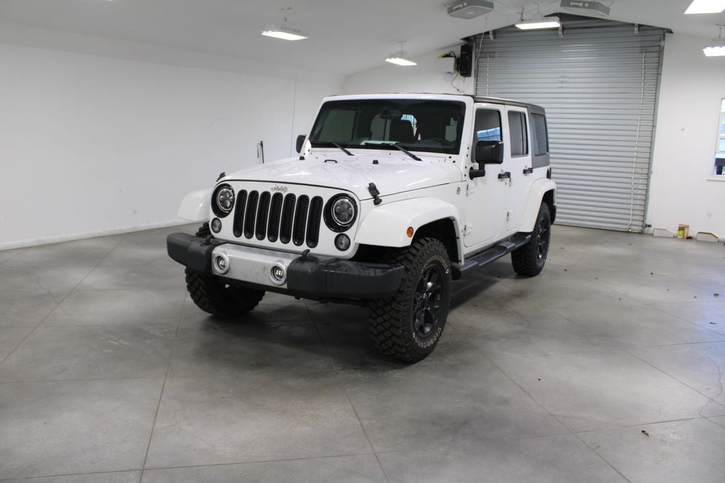 Used 2015 Jeep Wrangler Unlimited Sahara SUV