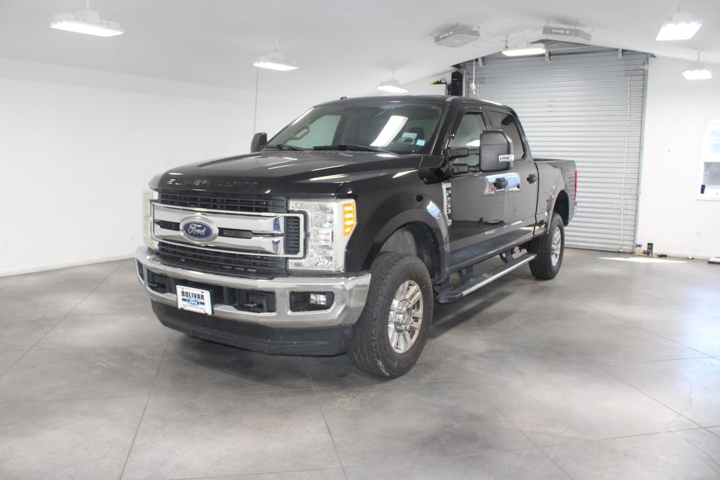 2017 Ford F-250 photo 3