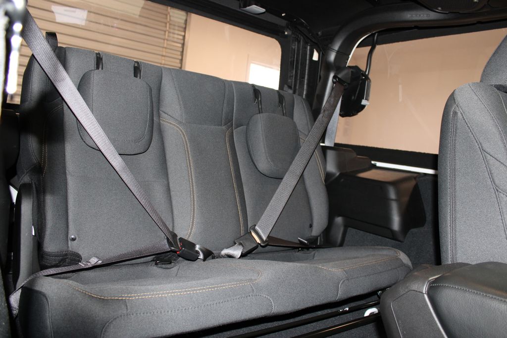 2024 Jeep Wrangler 2-Door Sport S - Photo 28