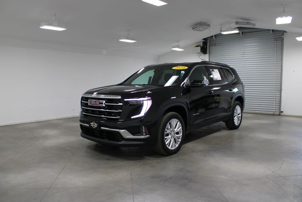 Used 2024 GMC Acadia Elevation SUV