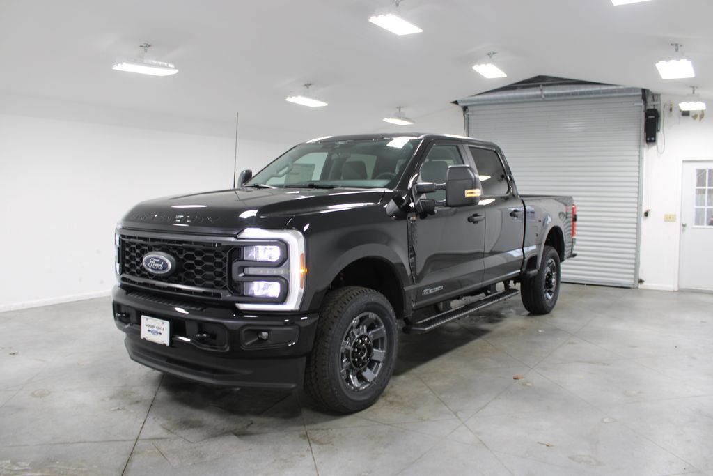 2025 Ford F-250 XL photo 3