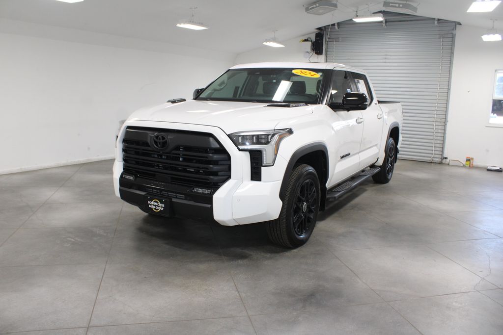 2024 Toyota Tundra Limited photo 3