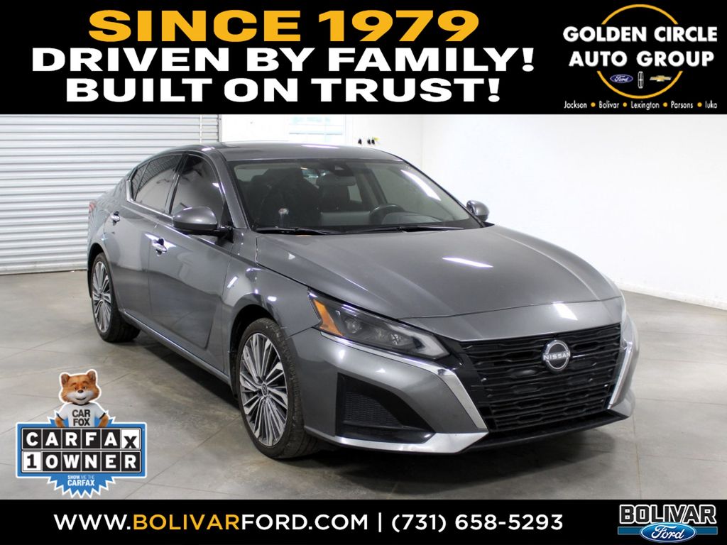 2024 Nissan Altima SL's photo