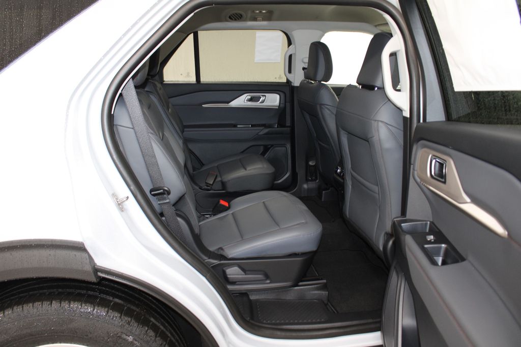 2026 Ford Explorer Active - Photo 33