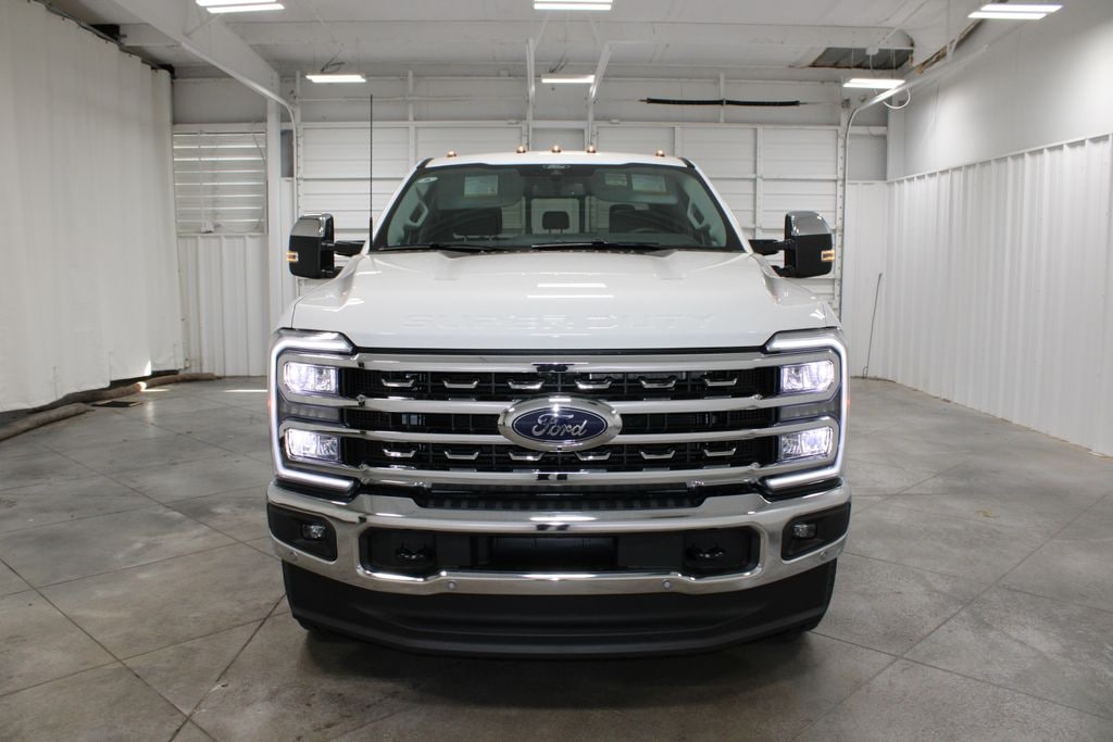 New 2026 Ford F-350SD Lariat Truck