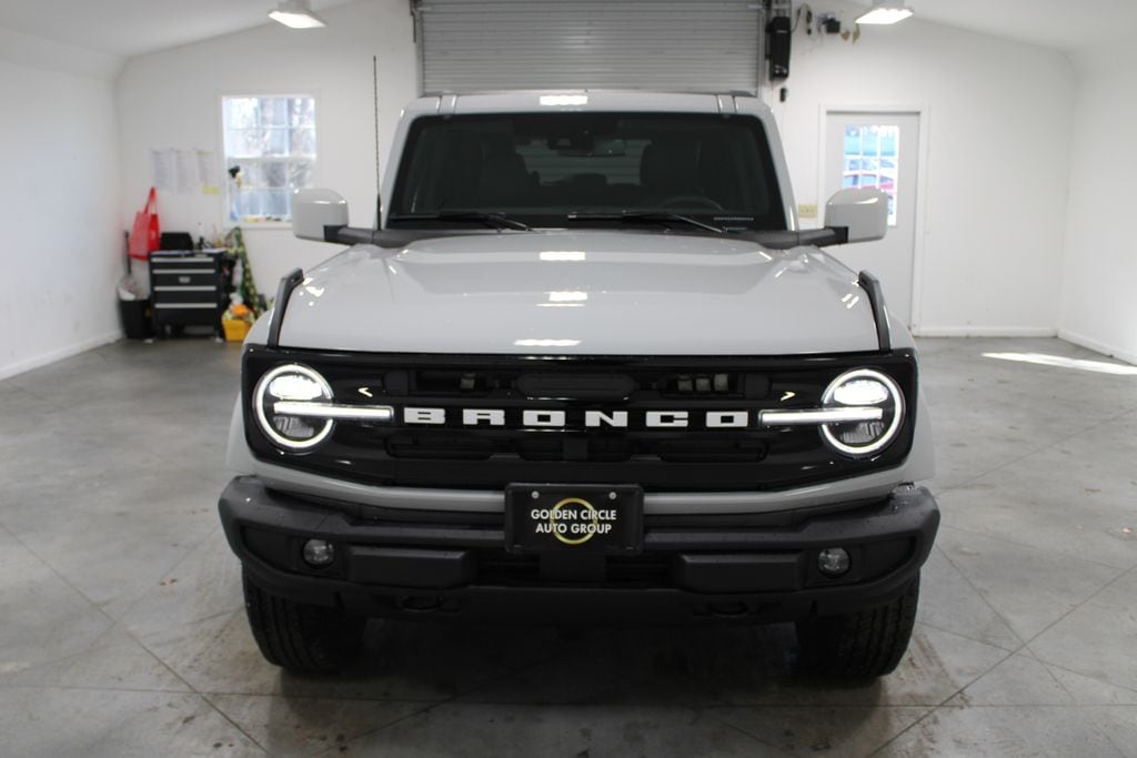 New 2026 Ford Bronco Outer Banks SUV