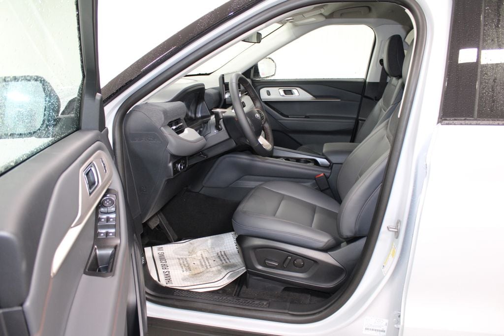 2026 Ford Explorer Active - Photo 21