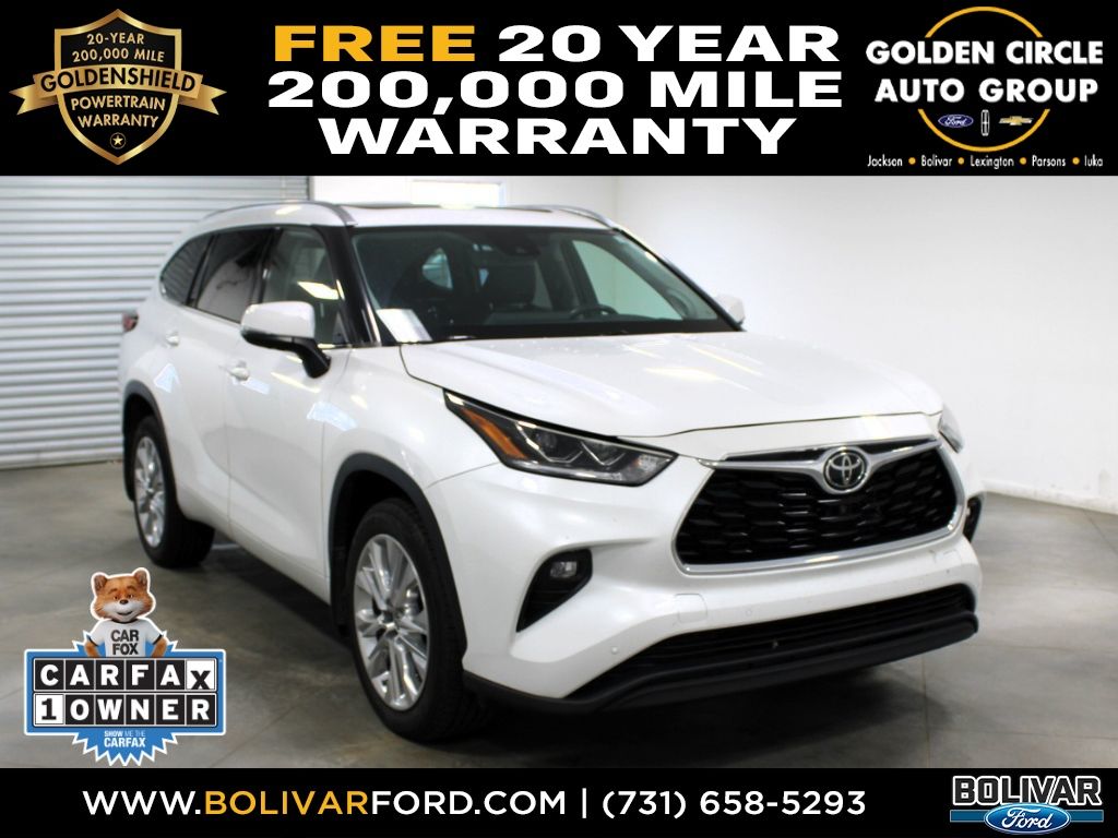 2022 Toyota Highlander Limited's photo