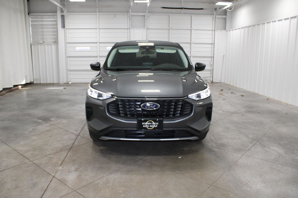 2026 Ford Escape Active photo 2