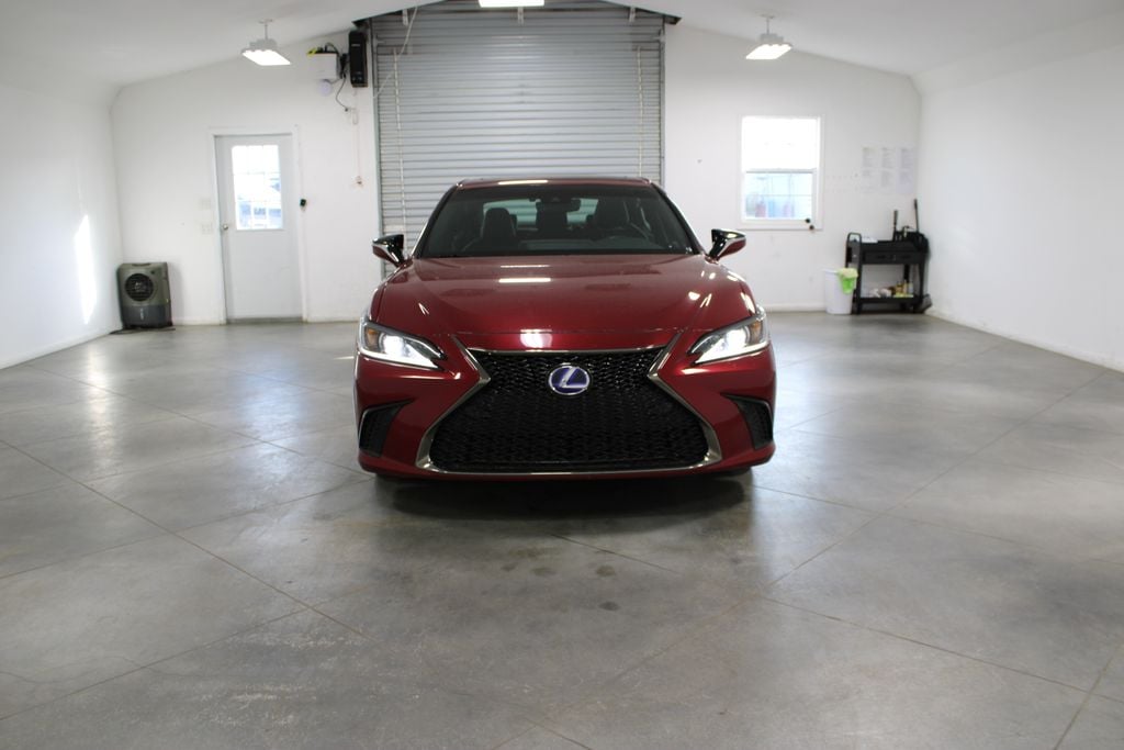 Used 2022 Lexus ES 300h Sedan