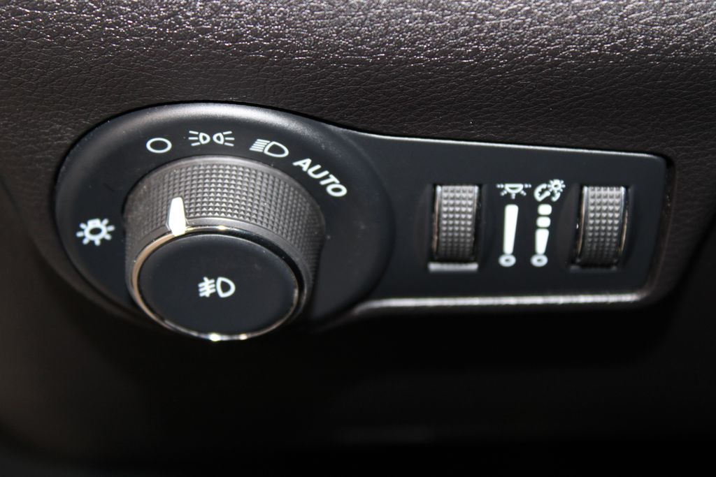 2025 Jeep Compass Trailhawk - Photo 30