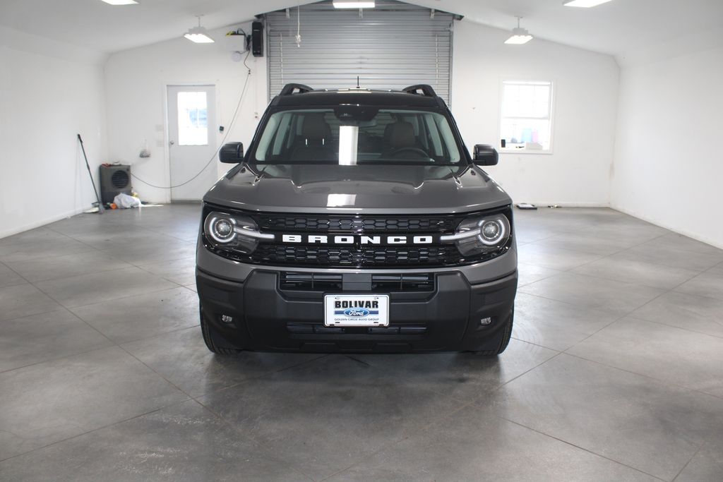 2025 Ford Bronco Sport Outer Banks photo 2