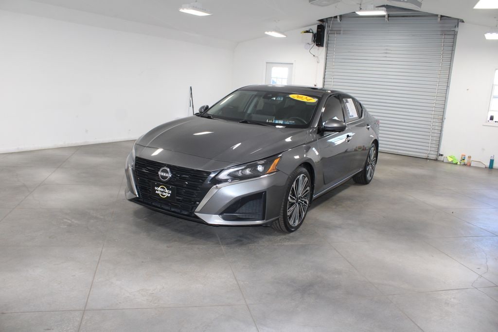 Used 2024 Nissan Altima 2.5 SL Sedan