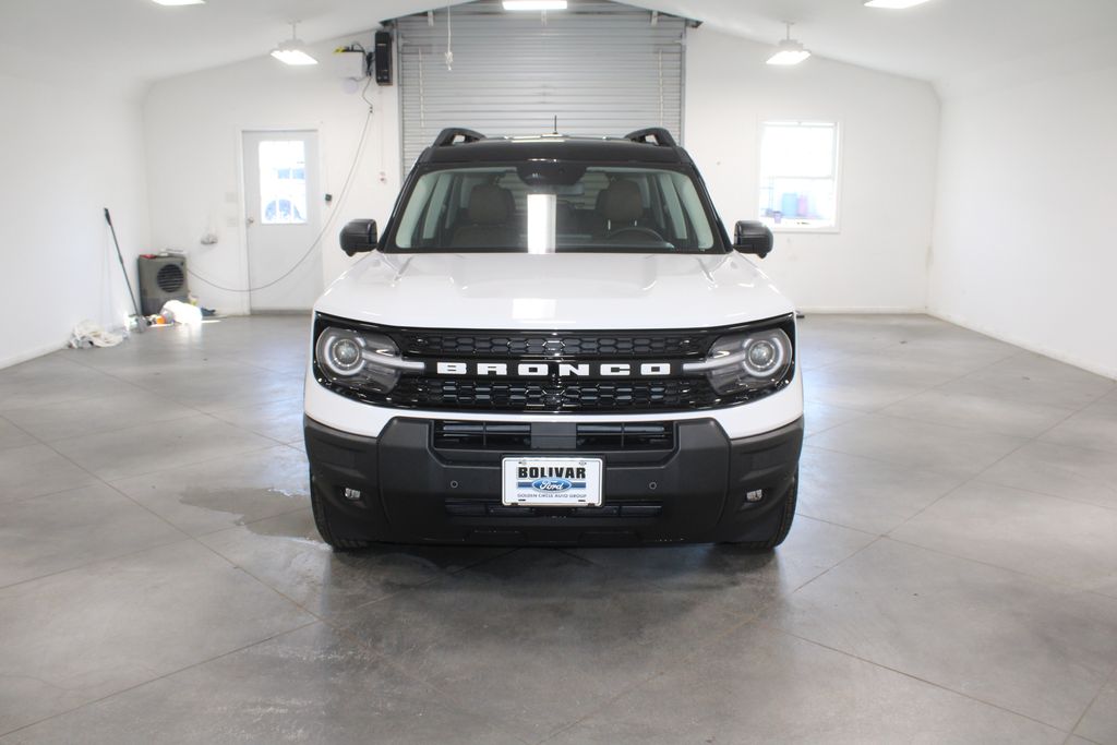 2025 Ford Bronco Sport Outer Banks photo 2