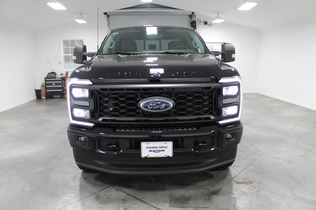 2025 Ford F-250 XL photo 2