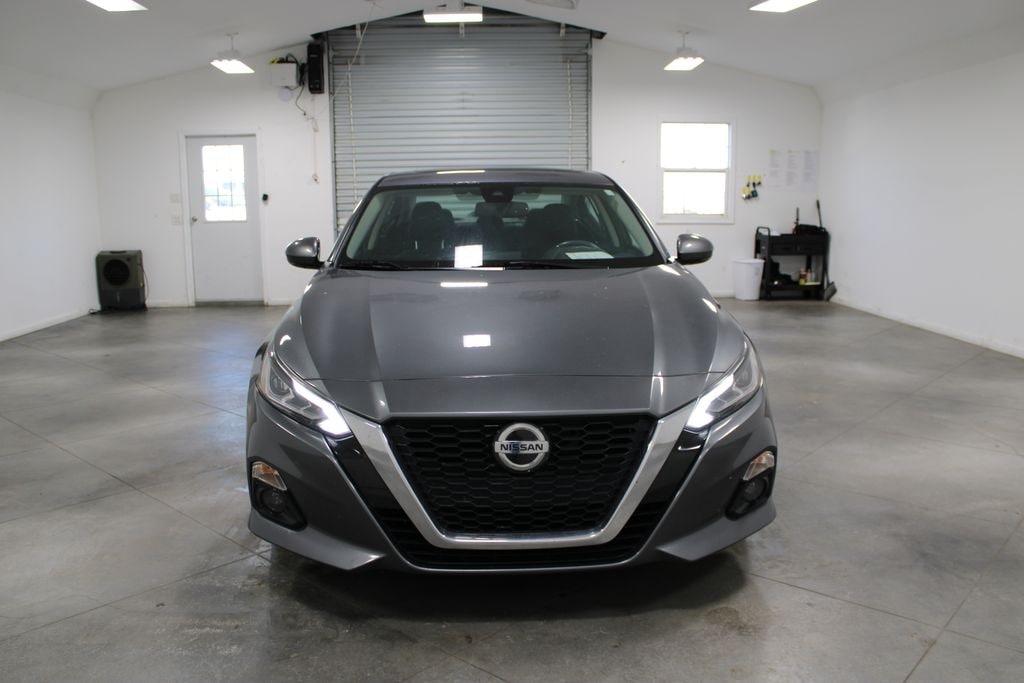 Used 2019 Nissan Altima 2.5 SV Sedan
