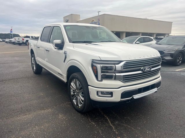 2025 Ford F-150 Platinum's photo