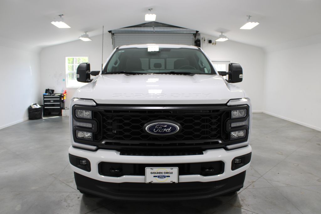 2025 Ford F-250 XL photo 2
