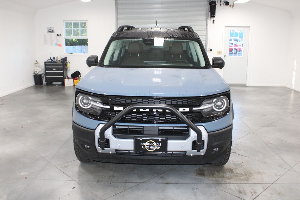 2025 Ford Bronco Sport Outer Banks photo 2