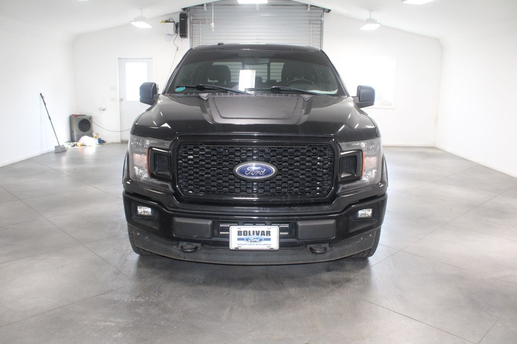 2018 Ford F-150 XLT photo 2