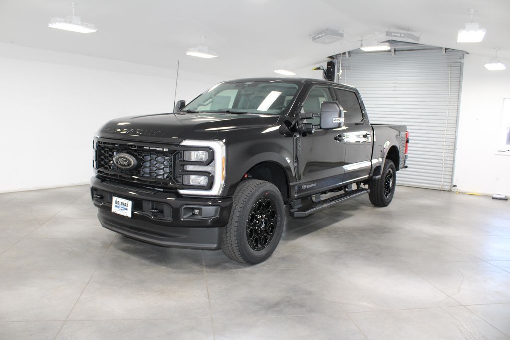 2025 Ford F-250 XLT photo 3