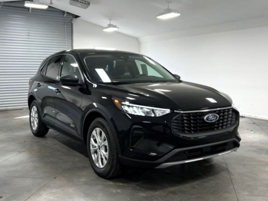 2024 Ford Escape Active's photo