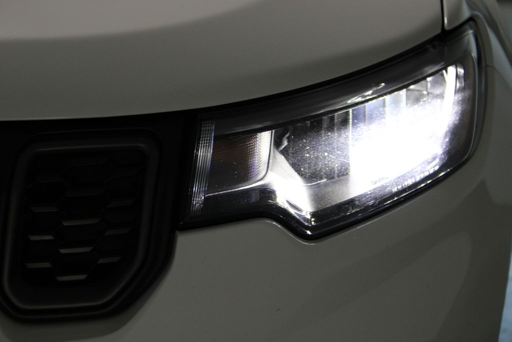 2025 Jeep Compass Trailhawk - Photo 46