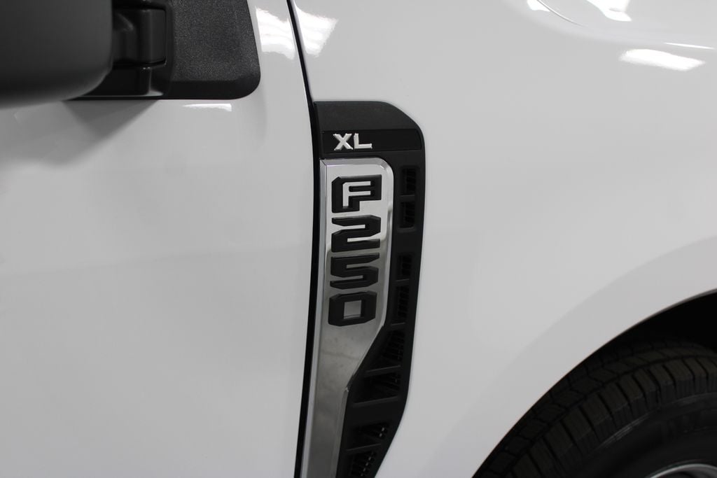 2026 Ford F-250 Super Duty XL - Photo 11
