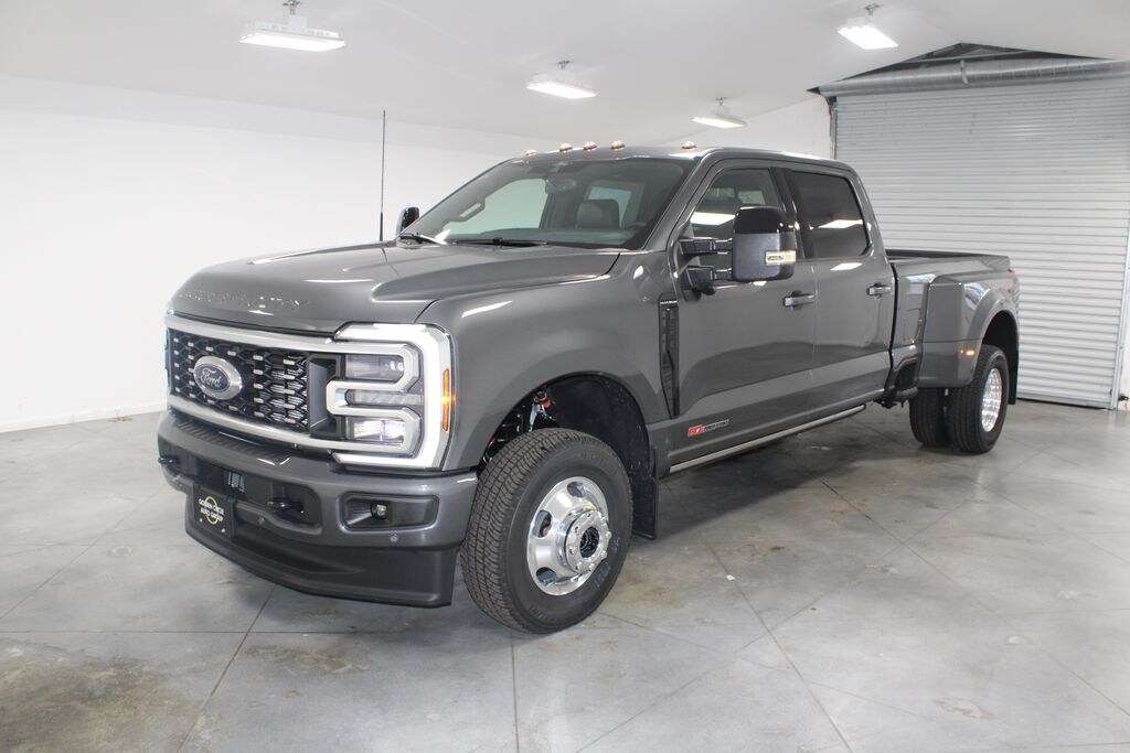 New 2026 Ford F-350SD Platinum Truck