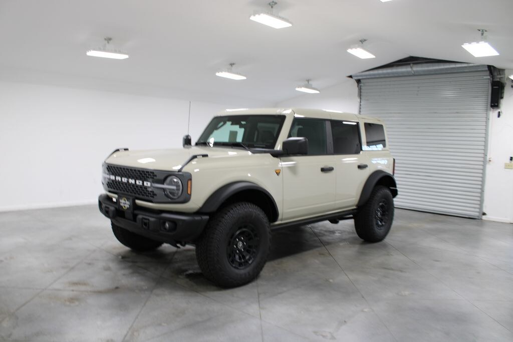 New 2026 Ford Bronco Badlands SUV