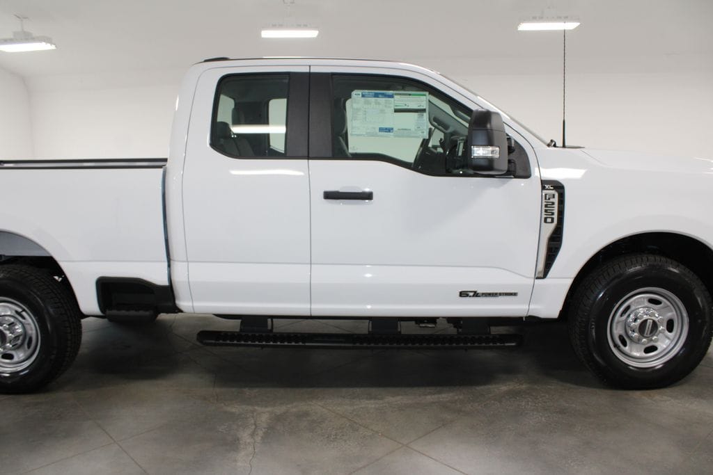 2026 Ford F-250 Super Duty XL - Photo 10