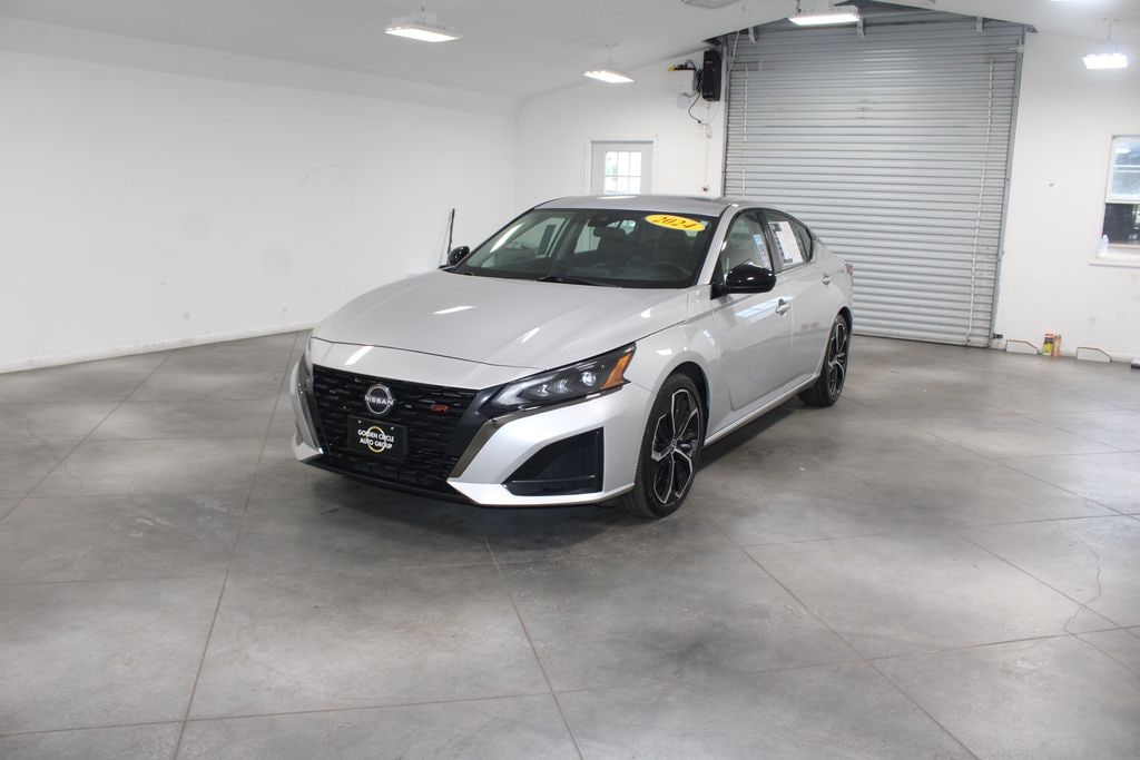 Used 2024 Nissan Altima 2.5 SR Sedan