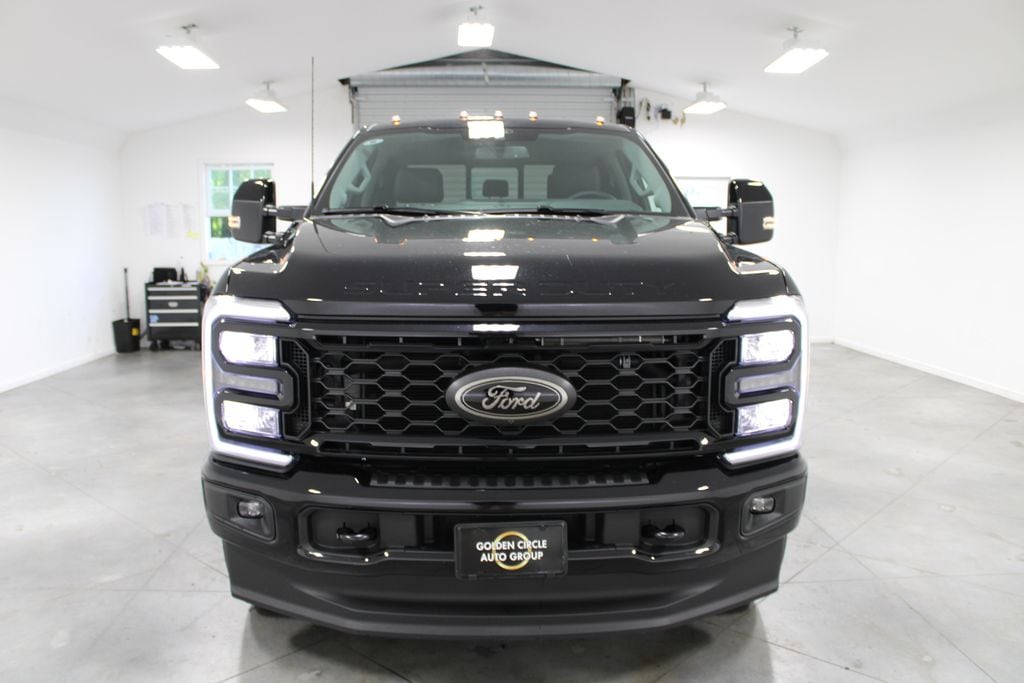 New 2026 Ford F-250SD Lariat Truck