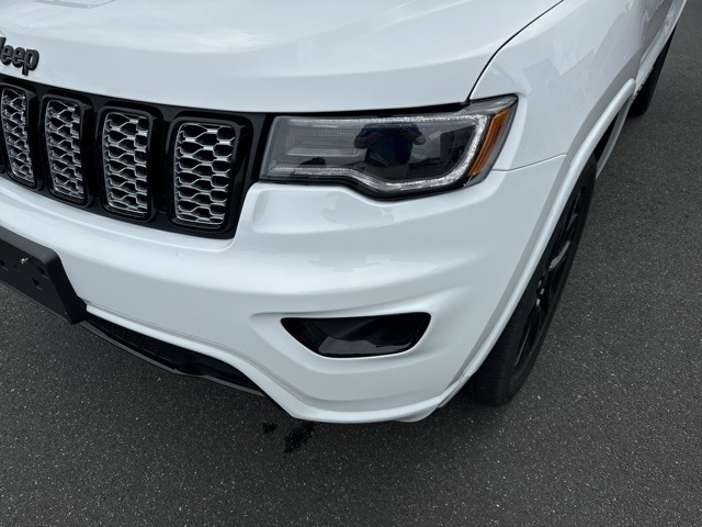 2021 Jeep Grand Cherokee Laredo X 8