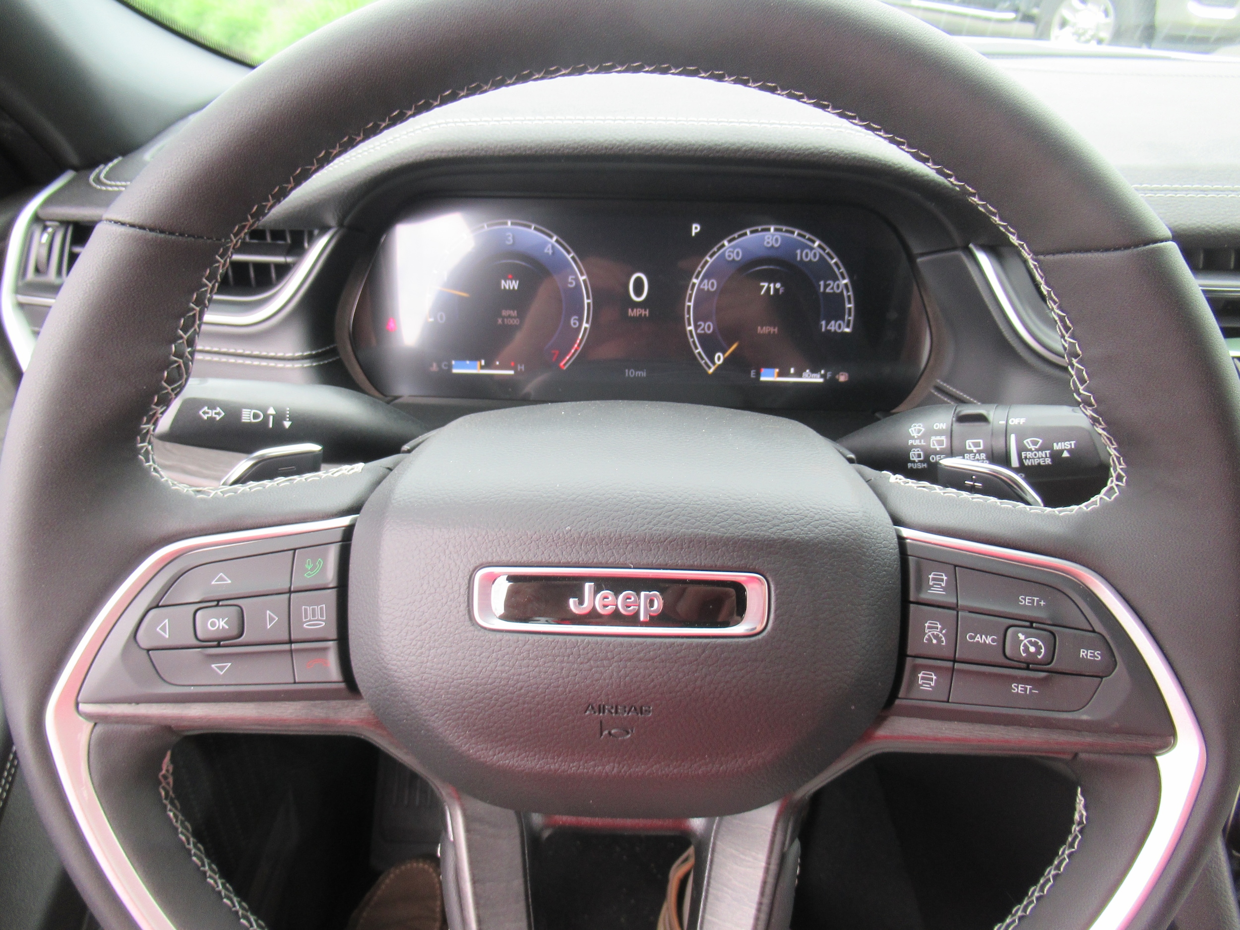 2024 Jeep Grand Cherokee L L LIMITED 4X4 6