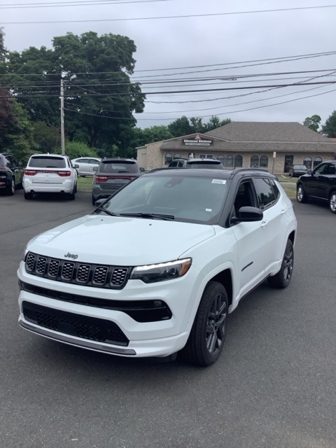 2024 Jeep Compass Limited 3