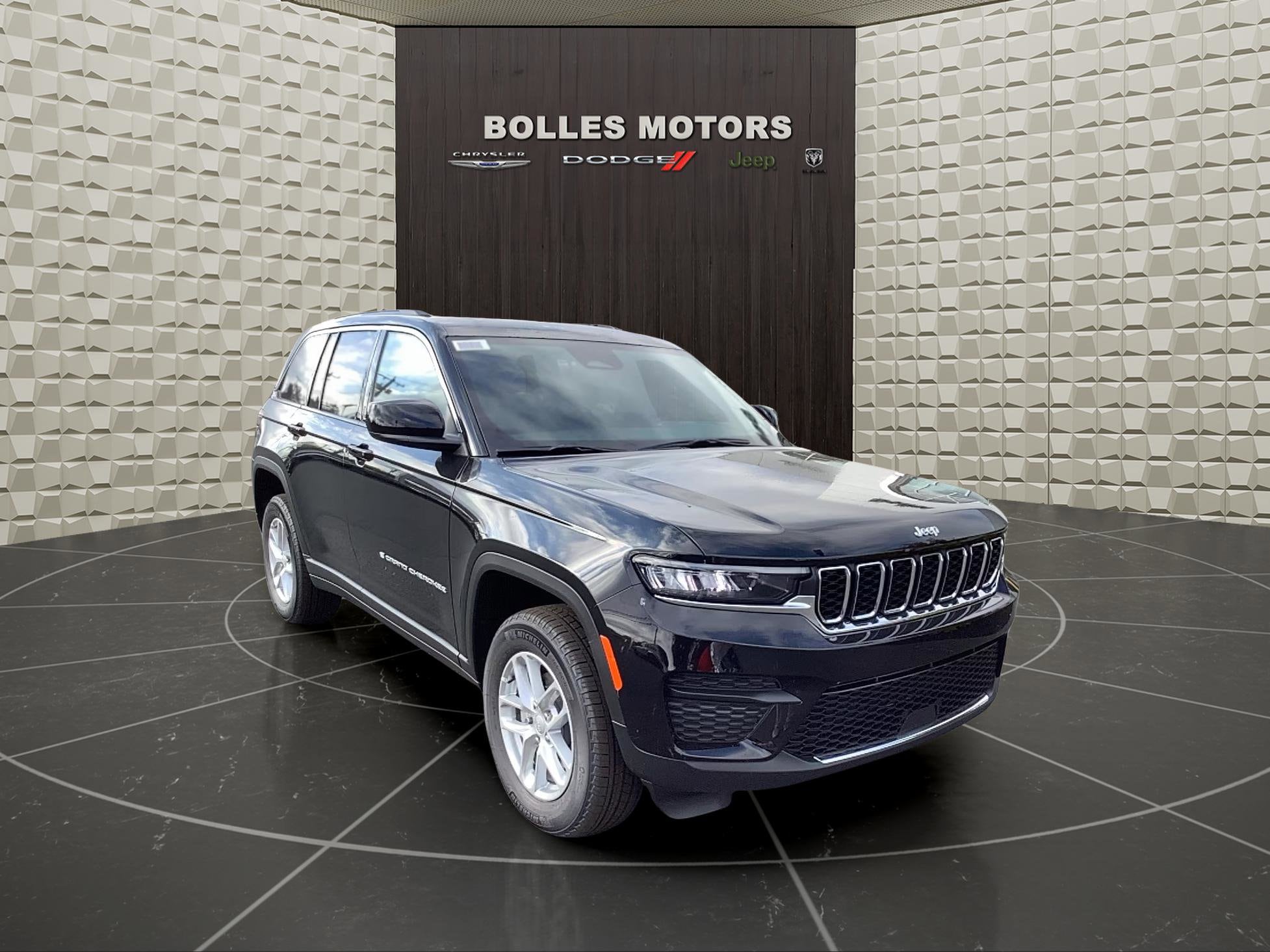 2025 Jeep Grand Cherokee Laredo's photo