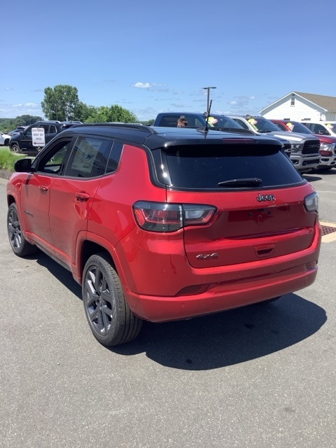 2024 Jeep Compass Limited 4