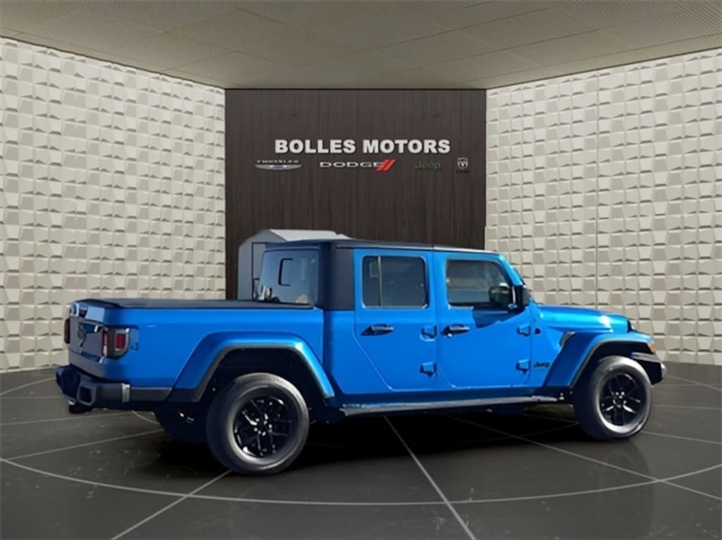 Certified 2021 Jeep Gladiator Sport Truck
