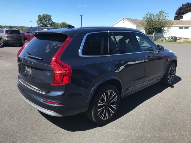 2022 Volvo XC90 T5 Momentum 3