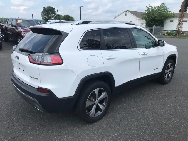 2021 Jeep Cherokee Limited 3